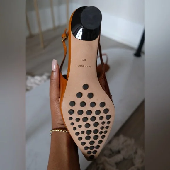 Patent Leather Slingback Pumps - Picture 3 of 4